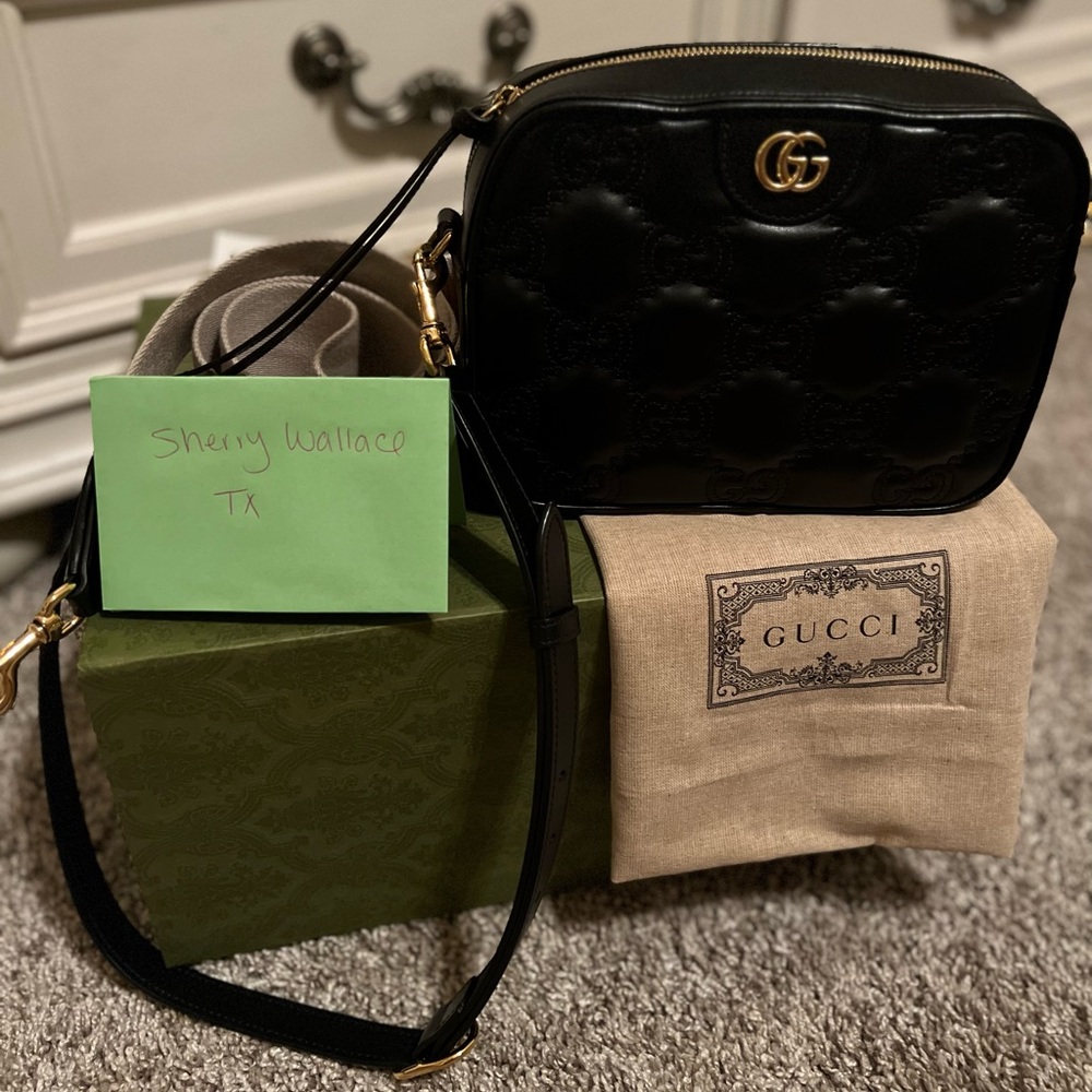Gucci GG MATELASSÉ SMALL BAG